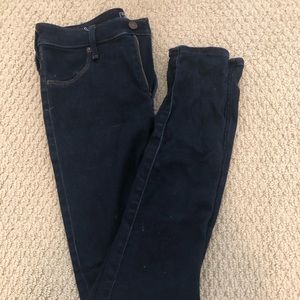 Abercrombie & Fitch high rise skinny size 29/8s